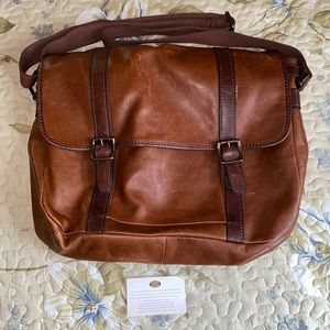 FOSSIL vintage cognac leather messenger Bag